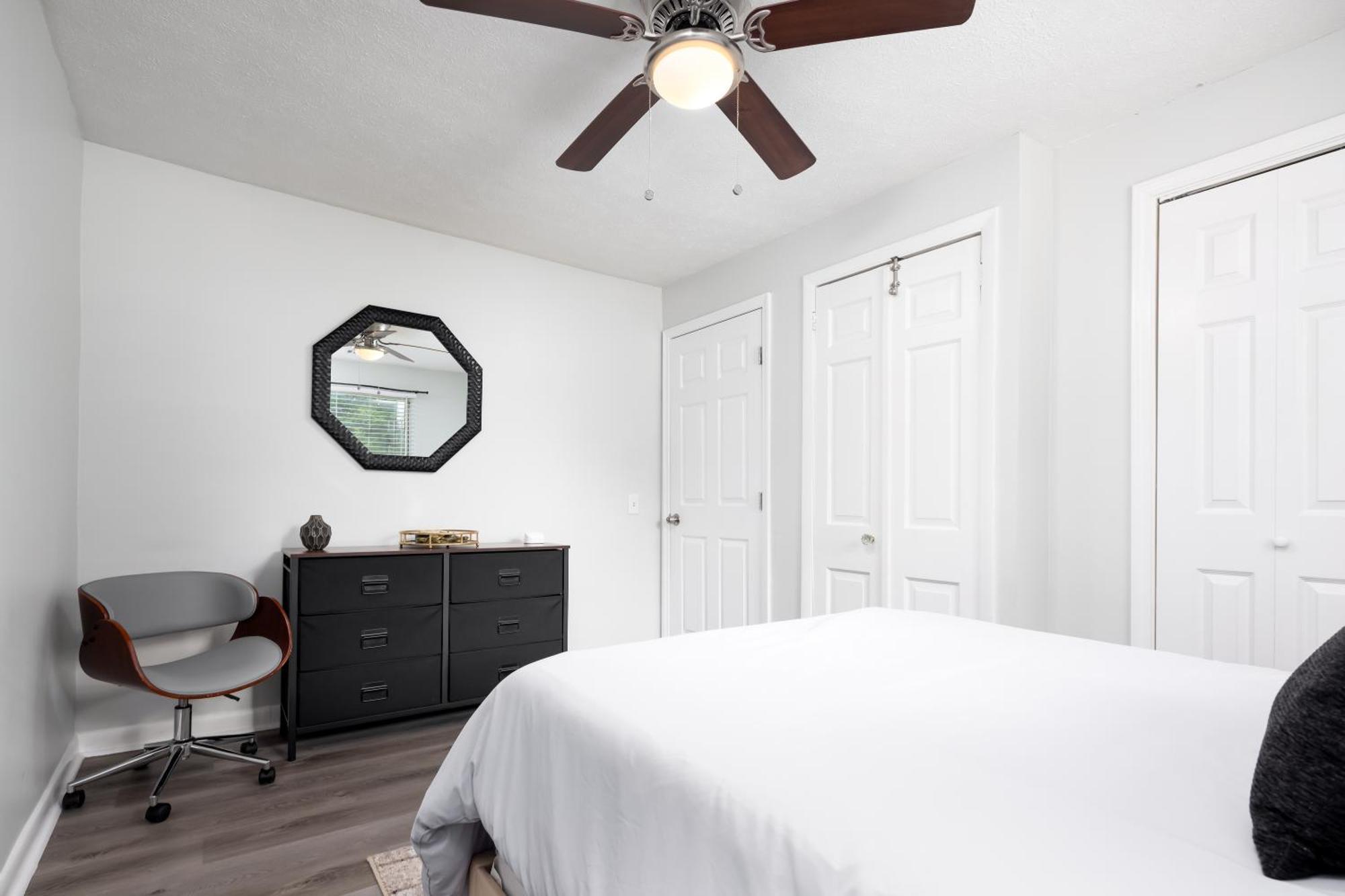 2 Bedroom Ft Moore Retreat Columbus Exterior photo