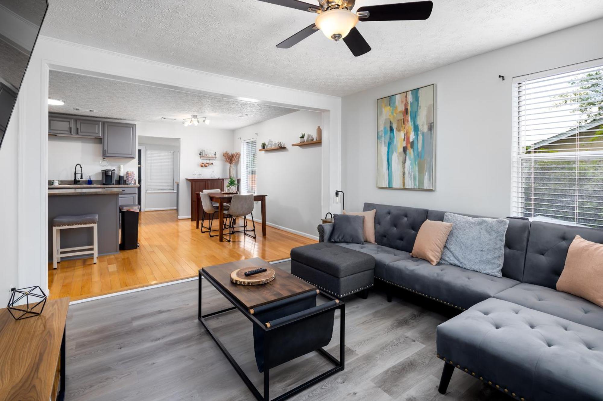 2 Bedroom Ft Moore Retreat Columbus Exterior photo