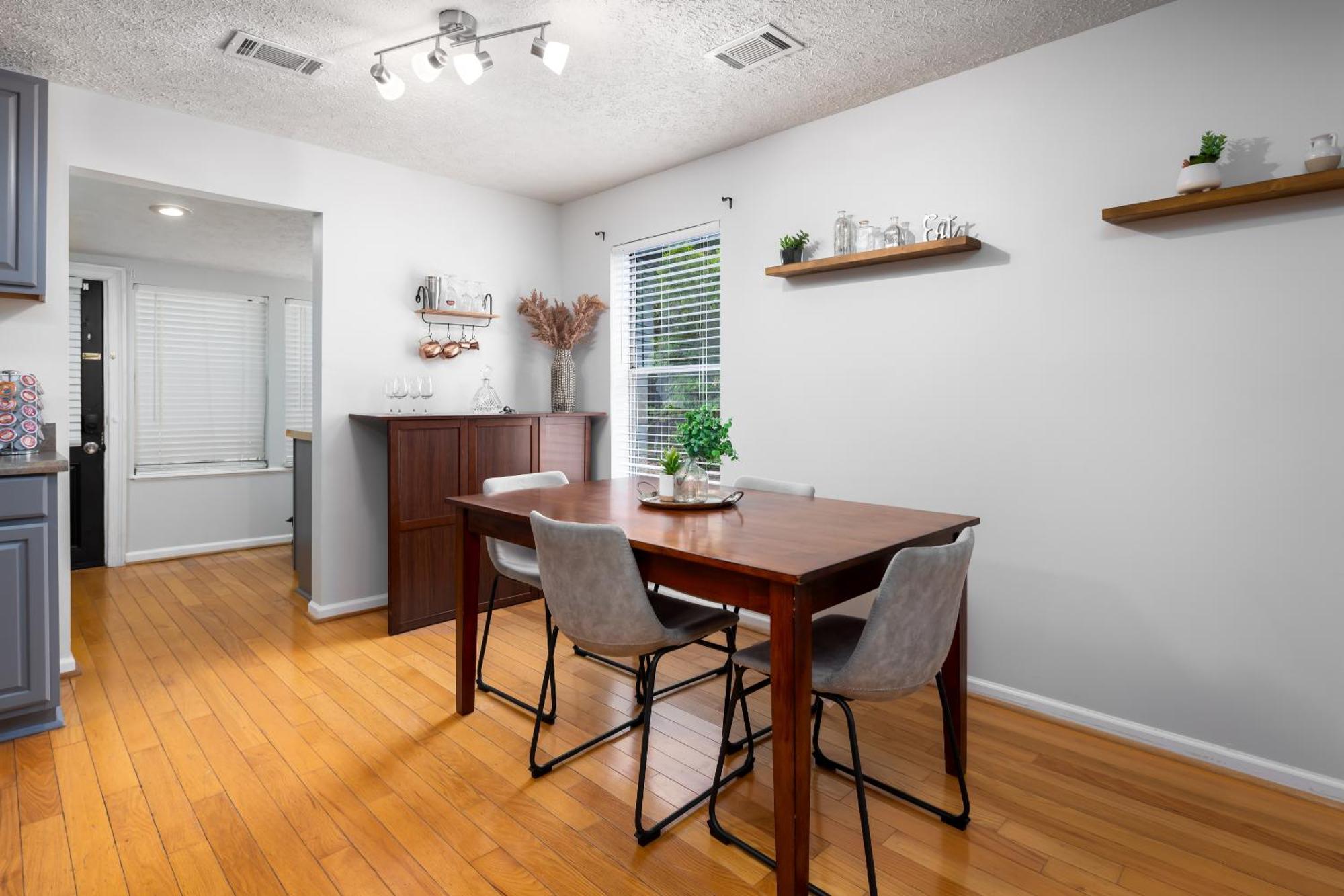 2 Bedroom Ft Moore Retreat Columbus Exterior photo